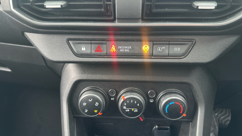 Dacia Sandero 1.0 Tce Essential 5dr Petrol Hatchback